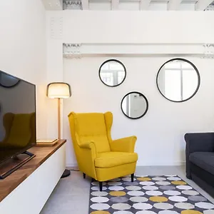 https://white-navigli.it-lombardy.com