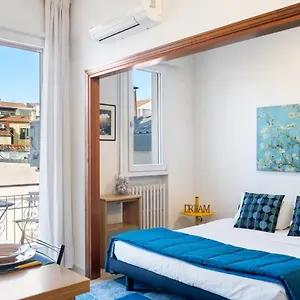 https://lovely-studio-prato-della-valle.hotelinveneto.com