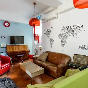 Hostel Of The Sun