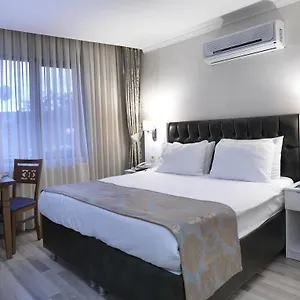https://monarch-hotel.istanbul-turkeyhotels.com