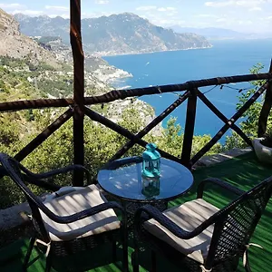 Casa vacanze La Casetta Nel Bosco, Amalfi